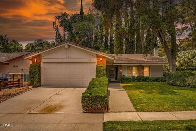Photo 1 of 13 - 1033 Triunfo Canyon Rd, Westlake Village, CA 91361