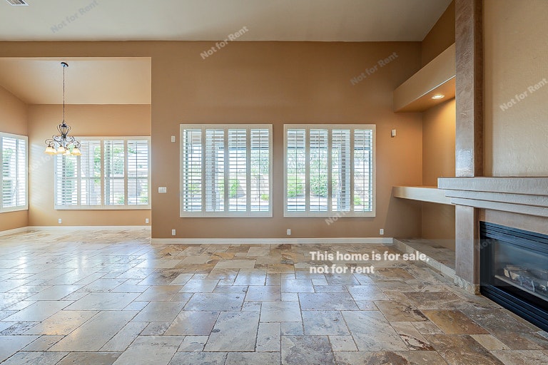 Photo 10 of 36 - 18718 N 62nd Dr, Glendale, AZ 85308