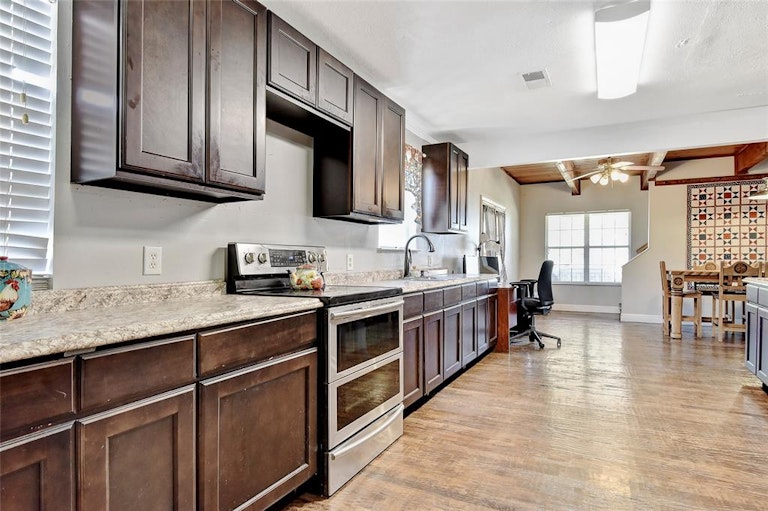 Photo 8 of 27 - 10634 County Road 58, Celina, TX 75009