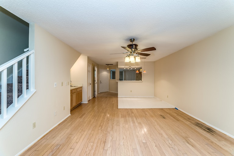 Photo 7 of 19 - 1480 Creekside Cir, Winter Springs, FL 32708
