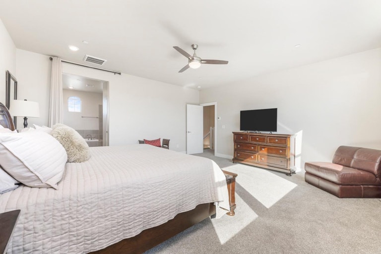 Photo 46 of 69 - 211 Moisant Ct, Lincoln, CA 95648