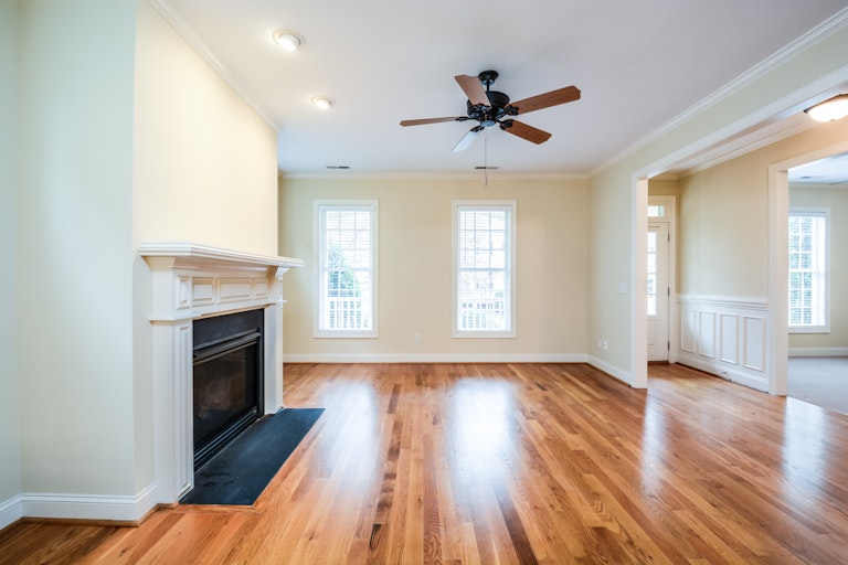 Photo 5 of 15 - 212 Thorndale Dr, Holly Springs, NC 27540