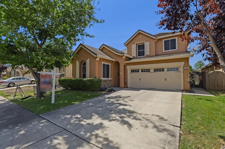 Photo 3 of 54 - 5071 Tuckerman Way, Sacramento, CA 95835