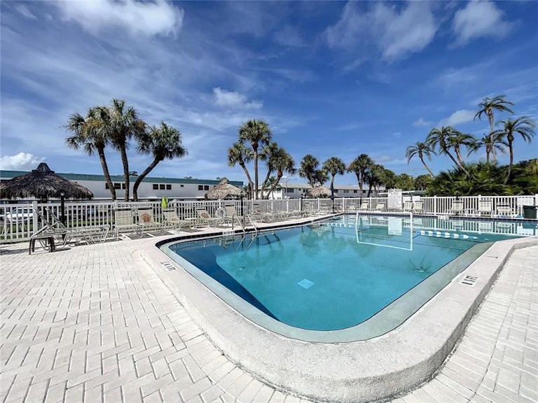 Photo 40 of 47 - 5287 81st St N #24, Saint Petersburg, FL 33709