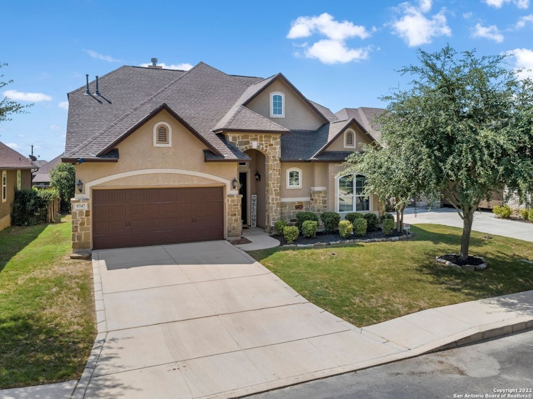 Photo 38 of 38 - 9747 Helotes Hl, Helotes, TX 78023