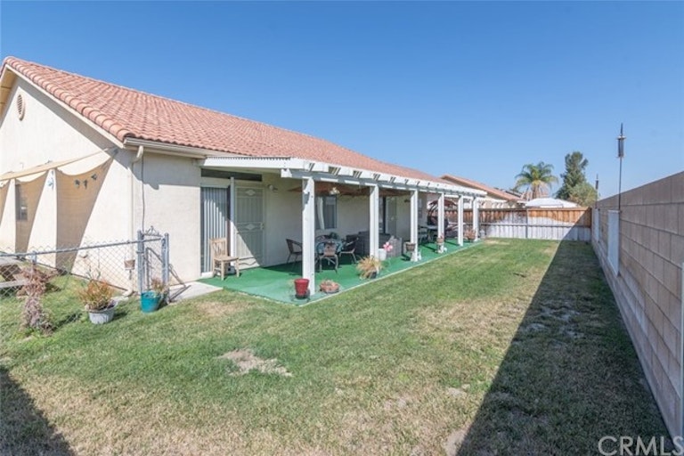 Photo 29 of 39 - 2077 Saint Emilion Ln, San Jacinto, CA 92583