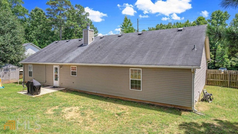 Photo 30 of 33 - 6732 Dorsett Shoals Rd, Douglasville, GA 30135