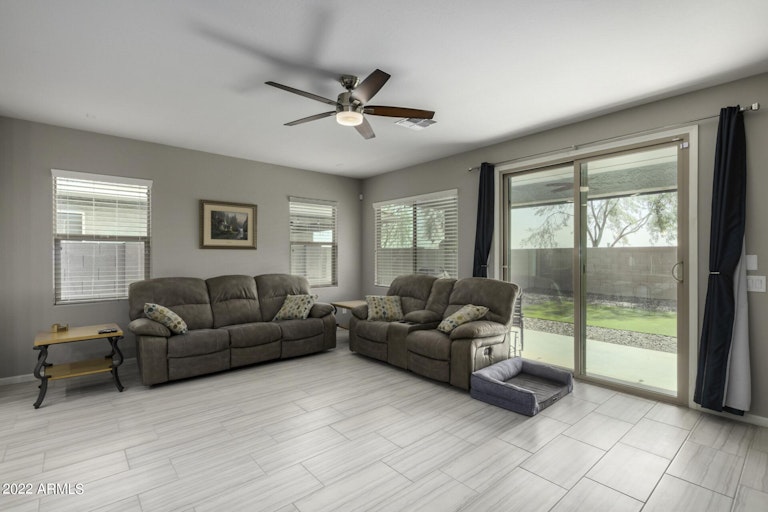 Photo 4 of 31 - 26212 N 122nd Ln, Peoria, AZ 85383