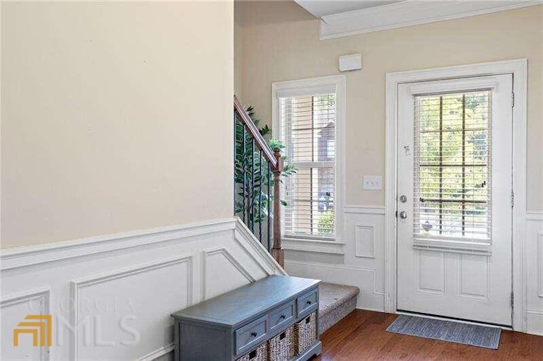 Photo 4 of 24 - 651 Silver Oak Dr, Dallas, GA 30132