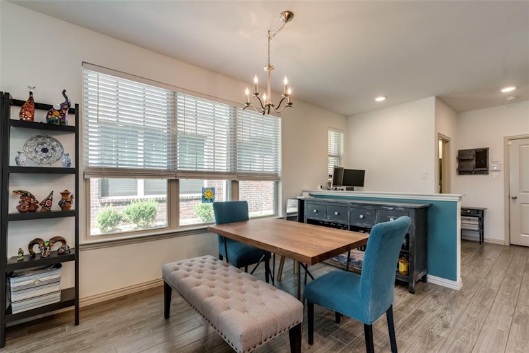 Photo 6 of 20 - 4535 Fossil Opal Ln, Arlington, TX 76005