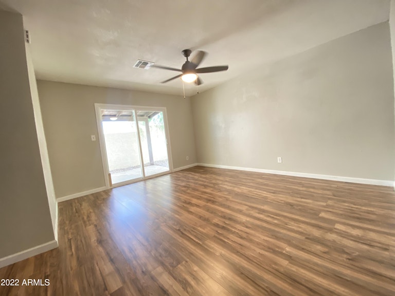 Photo 7 of 24 - 4514 W Maryland Ave, Glendale, AZ 85301