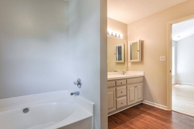 Photo 17 of 24 - 125 Biltmore Dr, Clayton, NC 27520