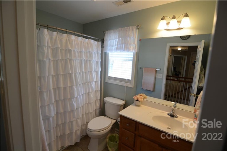 Photo 25 of 44 - 4454 Timberwood Dr, Gastonia, NC 28056