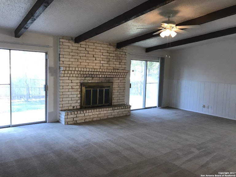 Photo 8 of 17 - 14227 Ridge Meadow Dr, San Antonio, TX 78233