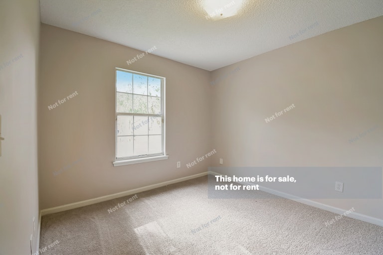 Photo 18 of 31 - 8350 Argyle Corners Ct, Jacksonville, FL 32244
