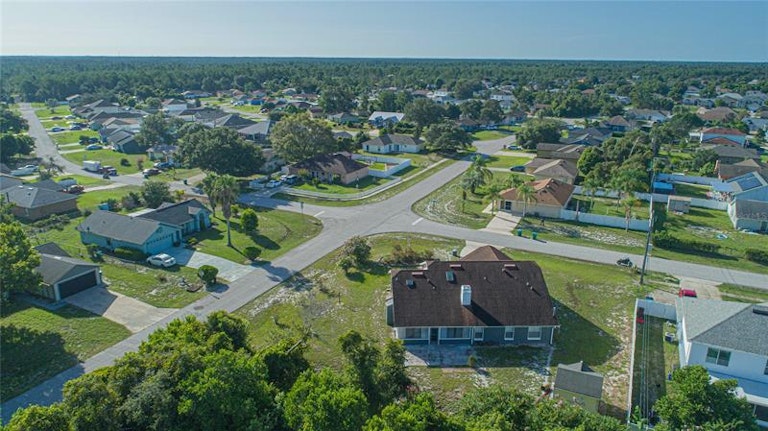 Photo 15 of 51 - 2860 Flynn St, Deltona, FL 32738