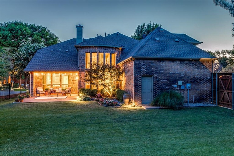 Photo 34 of 40 - 308 Kali Ct, Murphy, TX 75094