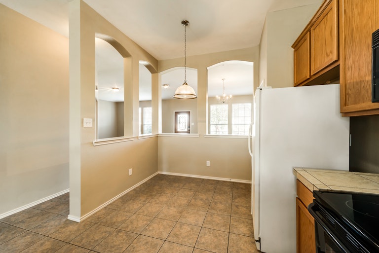 Photo 8 of 26 - 3412 Replay Ln, Little Elm, TX 75068