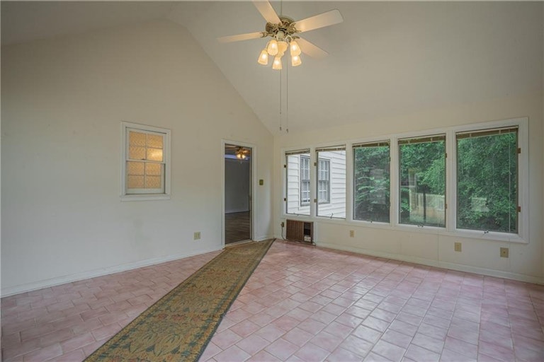 Photo 36 of 99 - 832 Leonard Ct, Lawrenceville, GA 30046