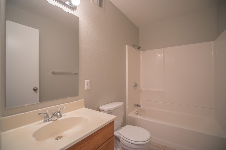 Photo 21 of 25 - 9207 W Cameron Dr, Peoria, AZ 85345