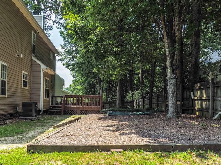 Photo 24 of 26 - 2610 Haventree Ct, Apex, NC 27502