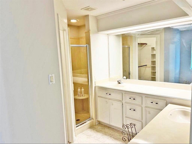 Photo 13 of 20 - 3318 D H Watkins Dr, Deer Park, TX 77536