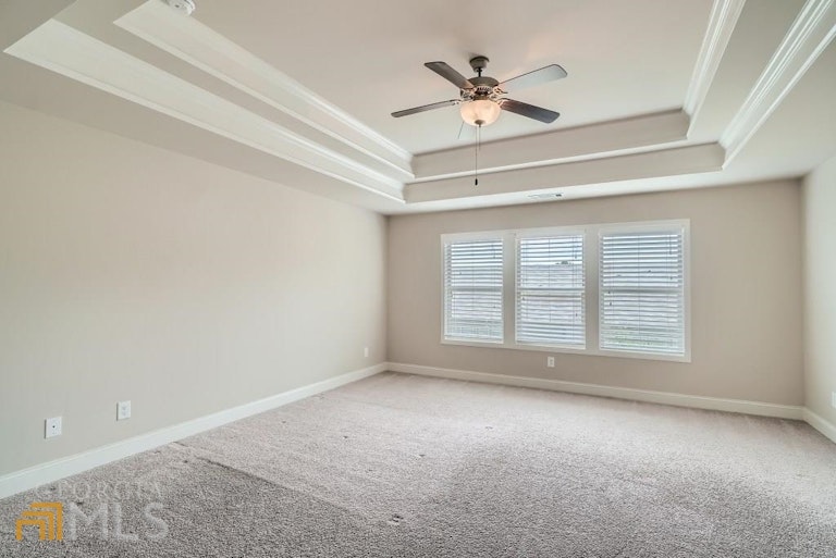 Photo 11 of 26 - 410 Holdings Dr, Lawrenceville, GA 30044