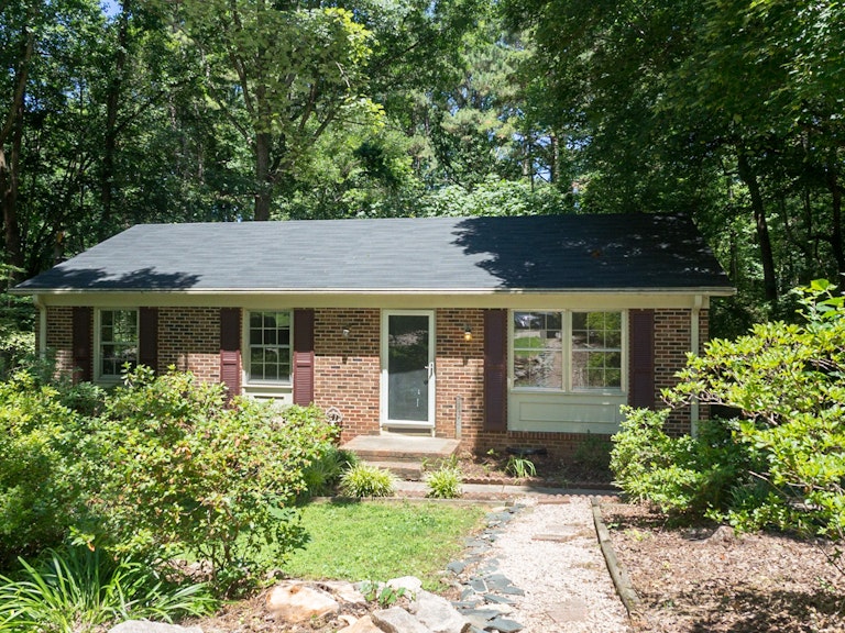 Photo 1 of 18 - 1020 Trollingwood Ln, Raleigh, NC 27615