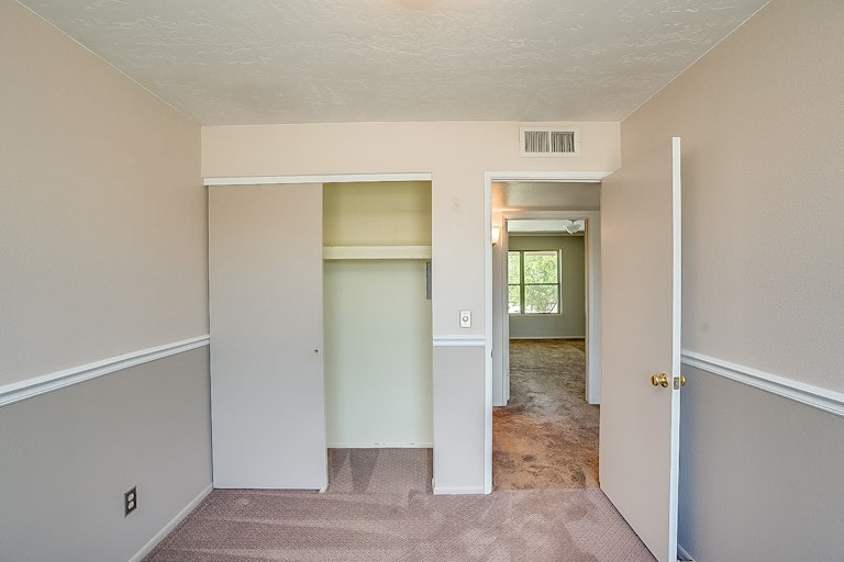 Photo 12 of 13 - 925 W Westchester Ave, Tempe, AZ 85283