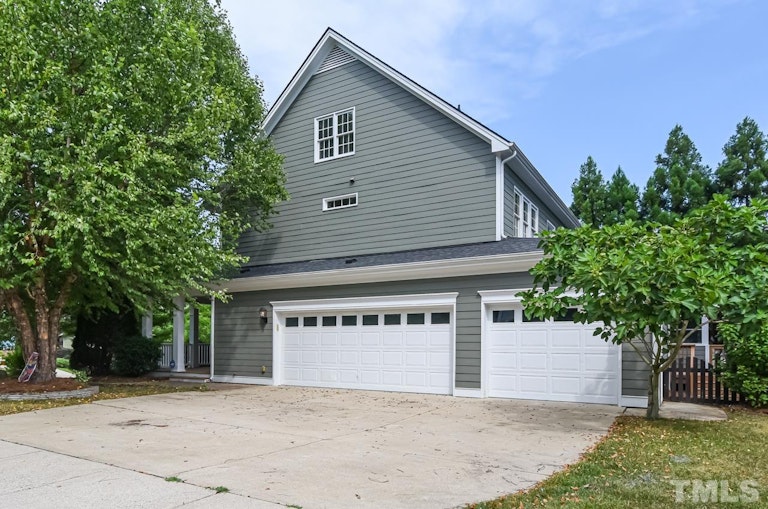 Photo 29 of 34 - 3912 Heritage View Trl, Wake Forest, NC 27587