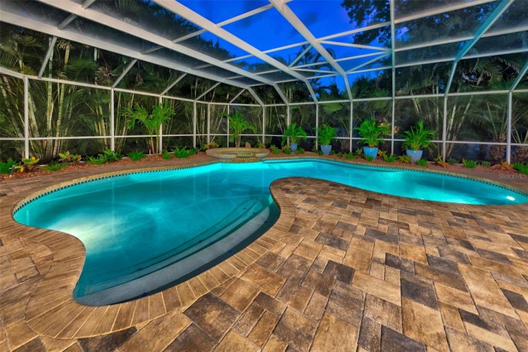 Photo 37 of 54 - 2107 Pinnacle Cir S, Palm Harbor, FL 34684