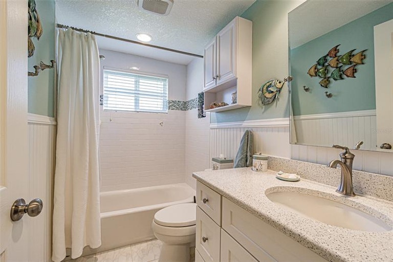 Photo 18 of 38 - 15536 Century Dr, Hudson, FL 34667