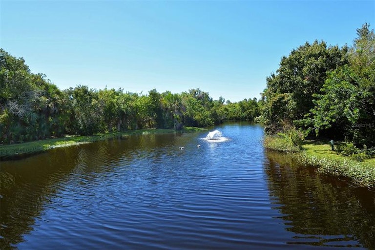 Photo 49 of 77 - 306 Pine Run Dr, Osprey, FL 34229
