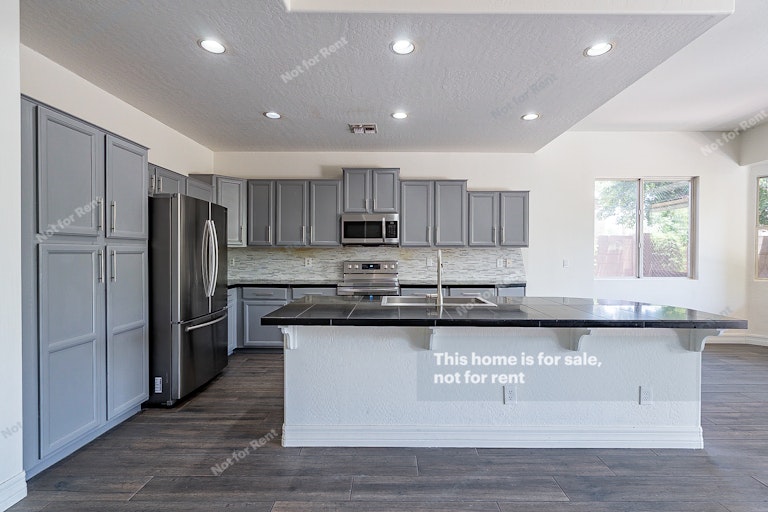 Photo 13 of 45 - 1345 W Washington Ave, Gilbert, AZ 85233