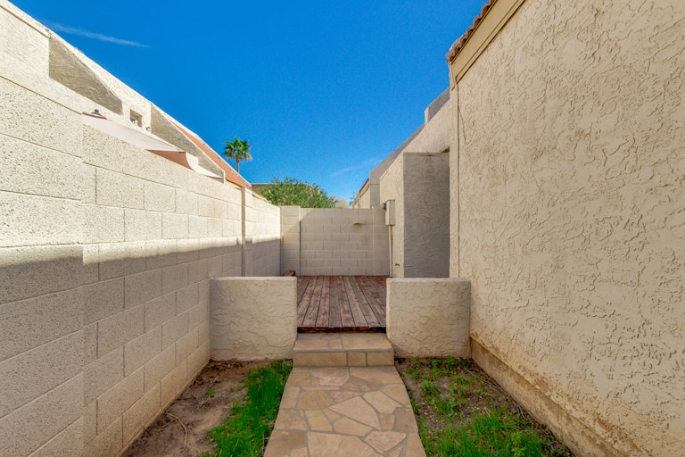 Photo 28 of 29 - 1342 W Emerald Ave #225, Mesa, AZ 85202