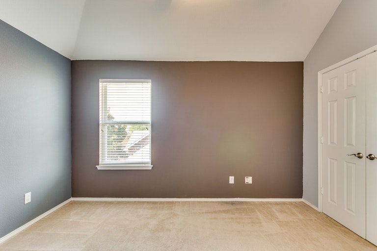 Photo 28 of 34 - 1132 Elm Brook Ct, Allen, TX 75002