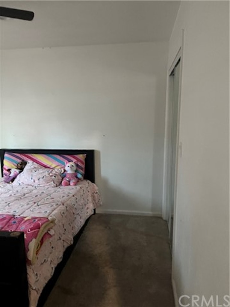 Photo 7 of 16 - 1929 E Oakland Ave, Hemet, CA 92544