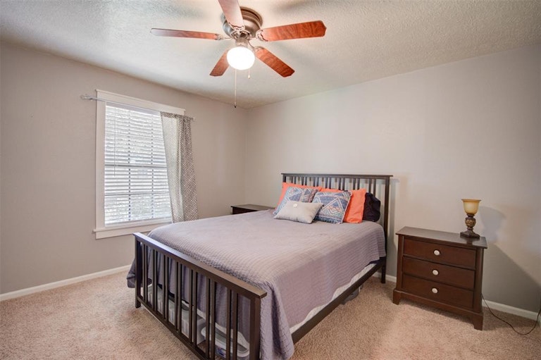 Photo 38 of 48 - 4918 Dobbin Springs Ln, Kingwood, TX 77345
