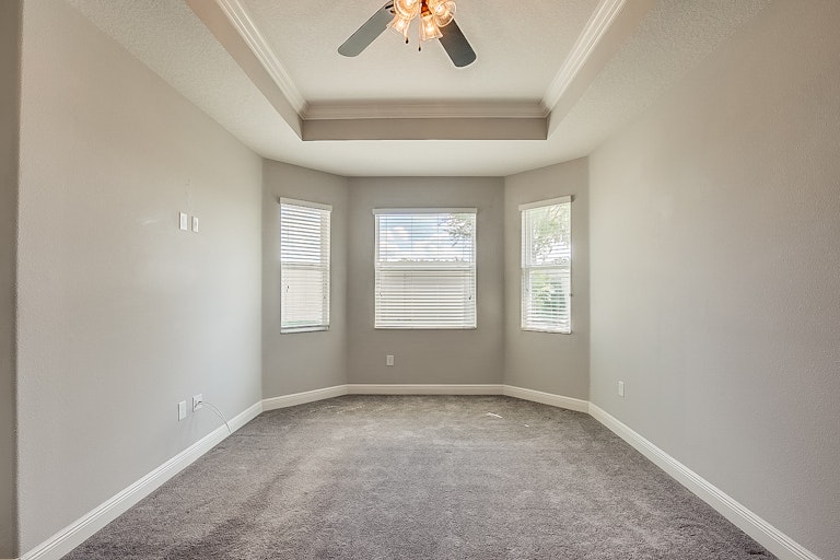 Photo 4 of 29 - 12104 Rambling Stream Dr, Riverview, FL 33579