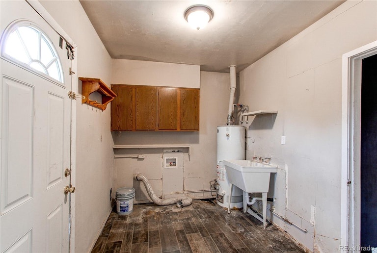 Photo 20 of 25 - 840 Tucson St, Aurora, CO 80011