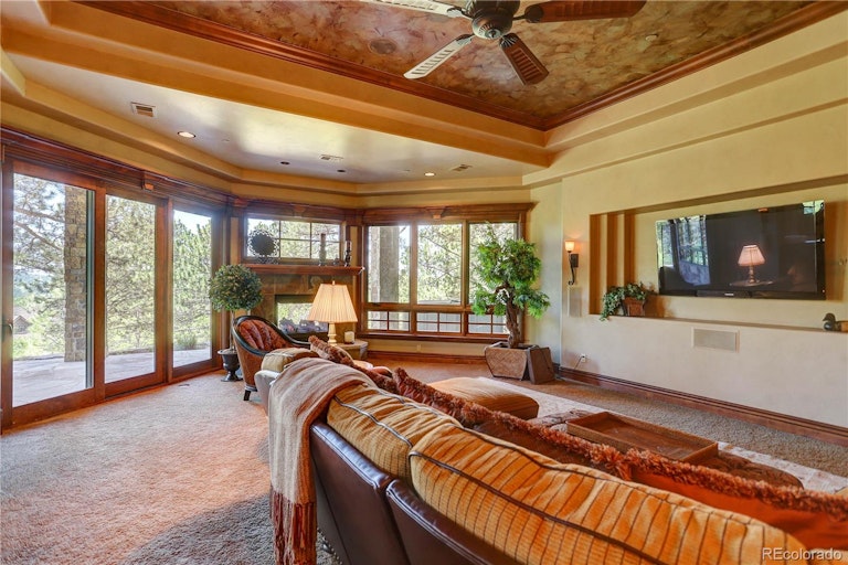 Photo 34 of 40 - 6714 Handies Peak Ct, Castle Rock, CO 80108