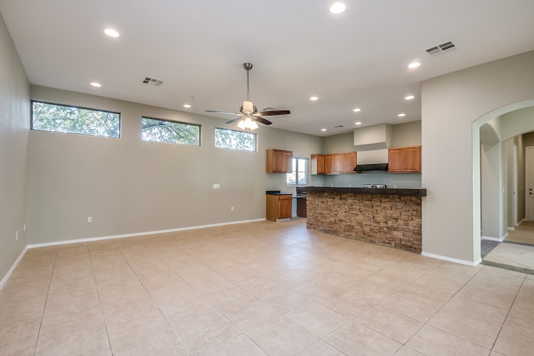 Photo 4 of 32 - 7936 E Jan Ave, Mesa, AZ 85209