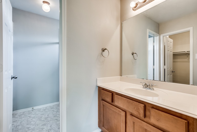 Photo 27 of 36 - 6400 Sidney Ln, McKinney, TX 75070