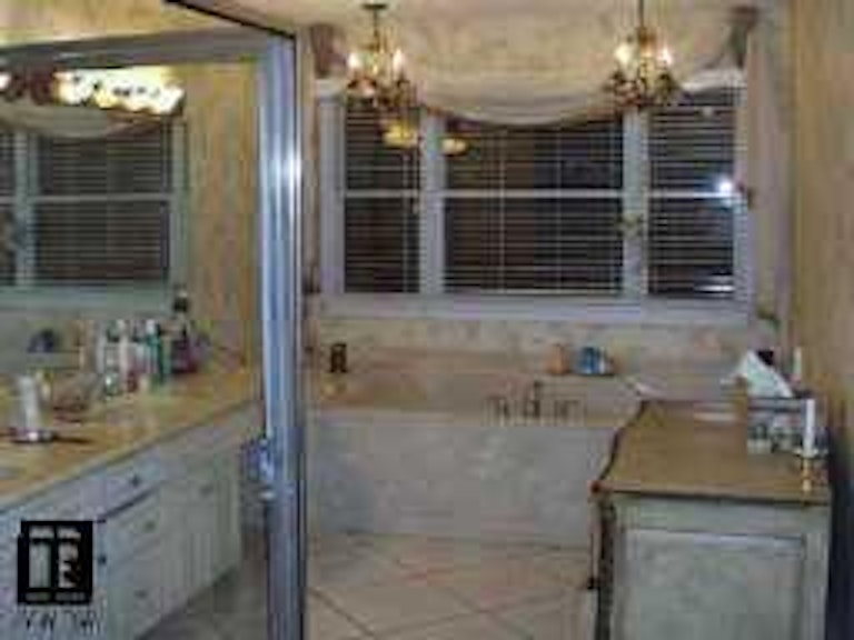 Photo 3 of 8 - 13910 Gulf Blvd #102, Madeira Beach, FL 33708