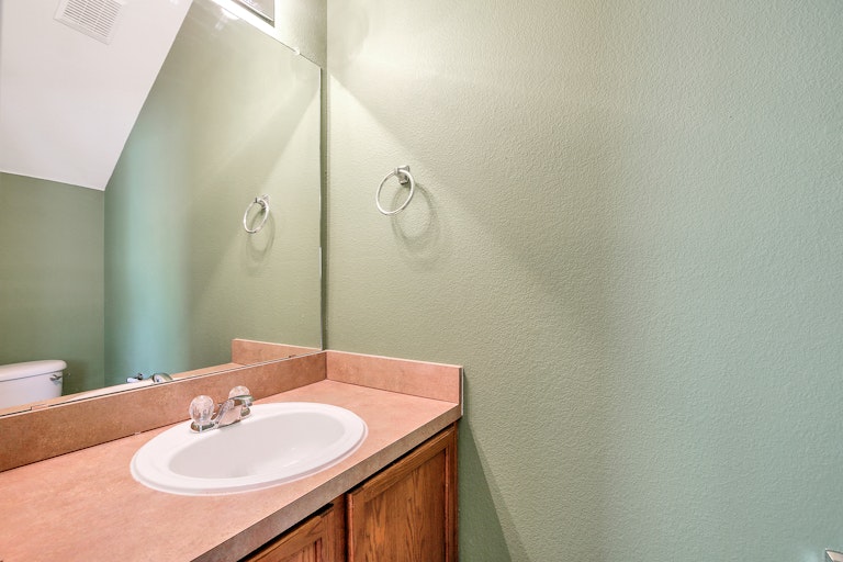Photo 8 of 26 - 10864 Astor Dr, Fort Worth, TX 76244