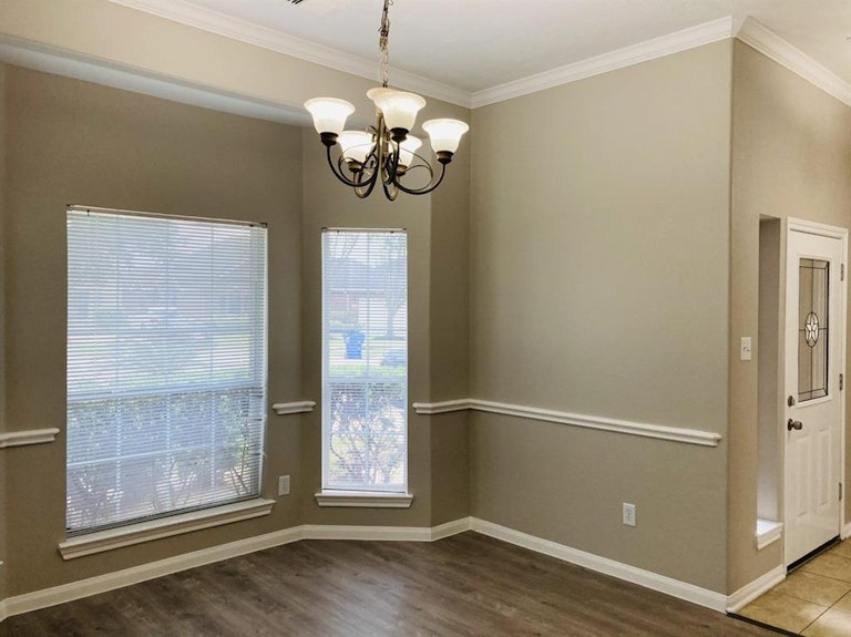 Photo 4 of 15 - 18215 Linden Forest Ln, Katy, TX 77449