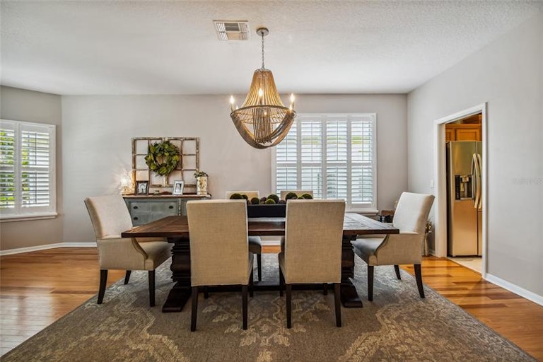 Photo 9 of 47 - 17914 Timber View St, Tampa, FL 33647
