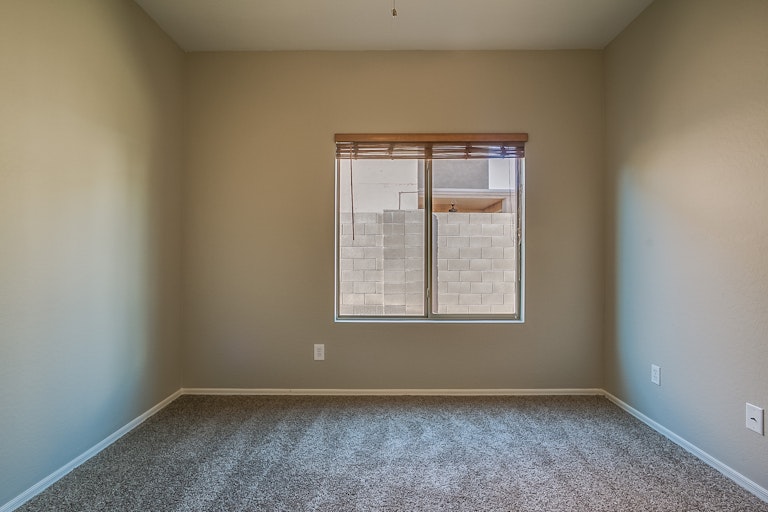 Photo 16 of 27 - 472 E Saddle Way, San Tan Valley, AZ 85143