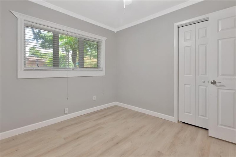 Photo 36 of 52 - 2302 S Arrawana Ave, Tampa, FL 33629