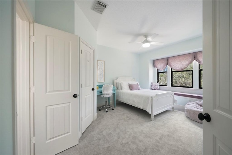 Photo 28 of 48 - 228 W 33rd St, Houston, TX 77018